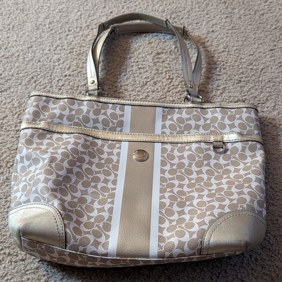 Coach Handbags - Coach Chelsea Heritage Stripe tote